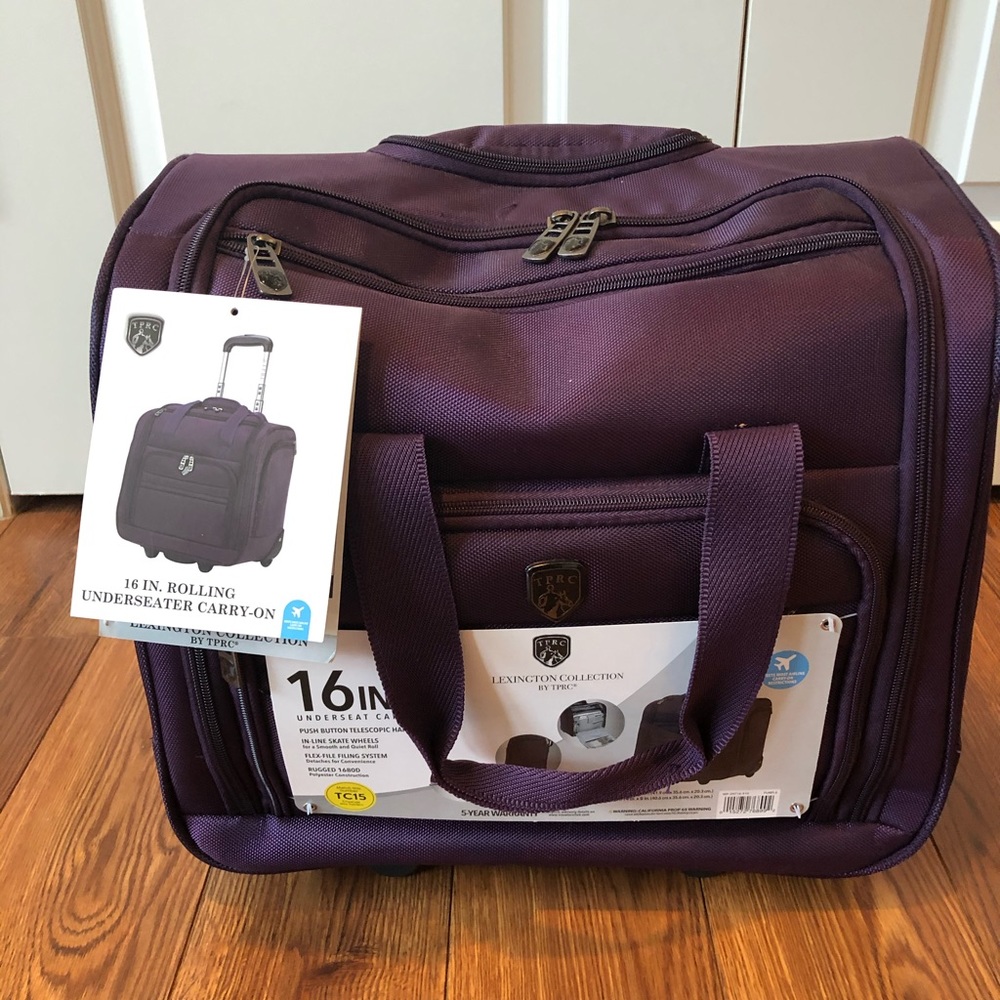Rolling carry on